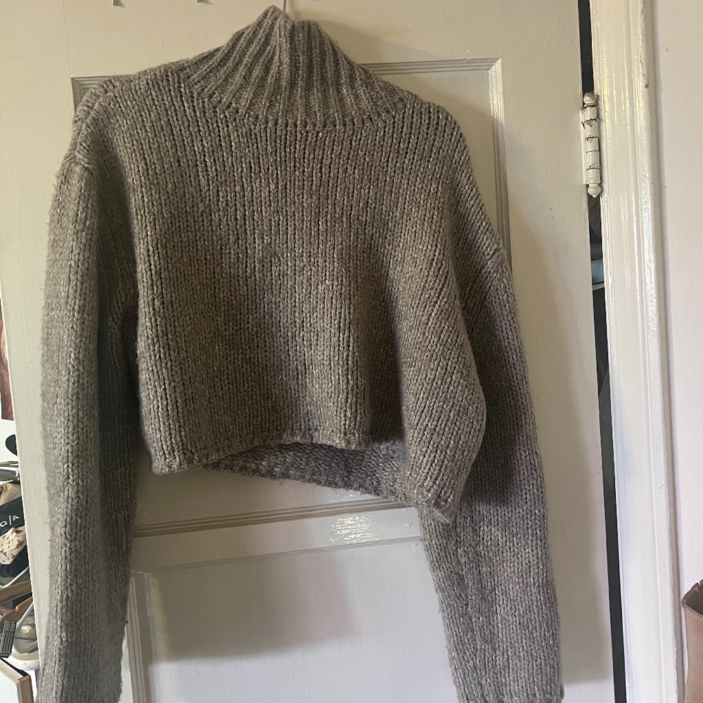 Oak + Fort Grey Cropped Turtleneck Sweater